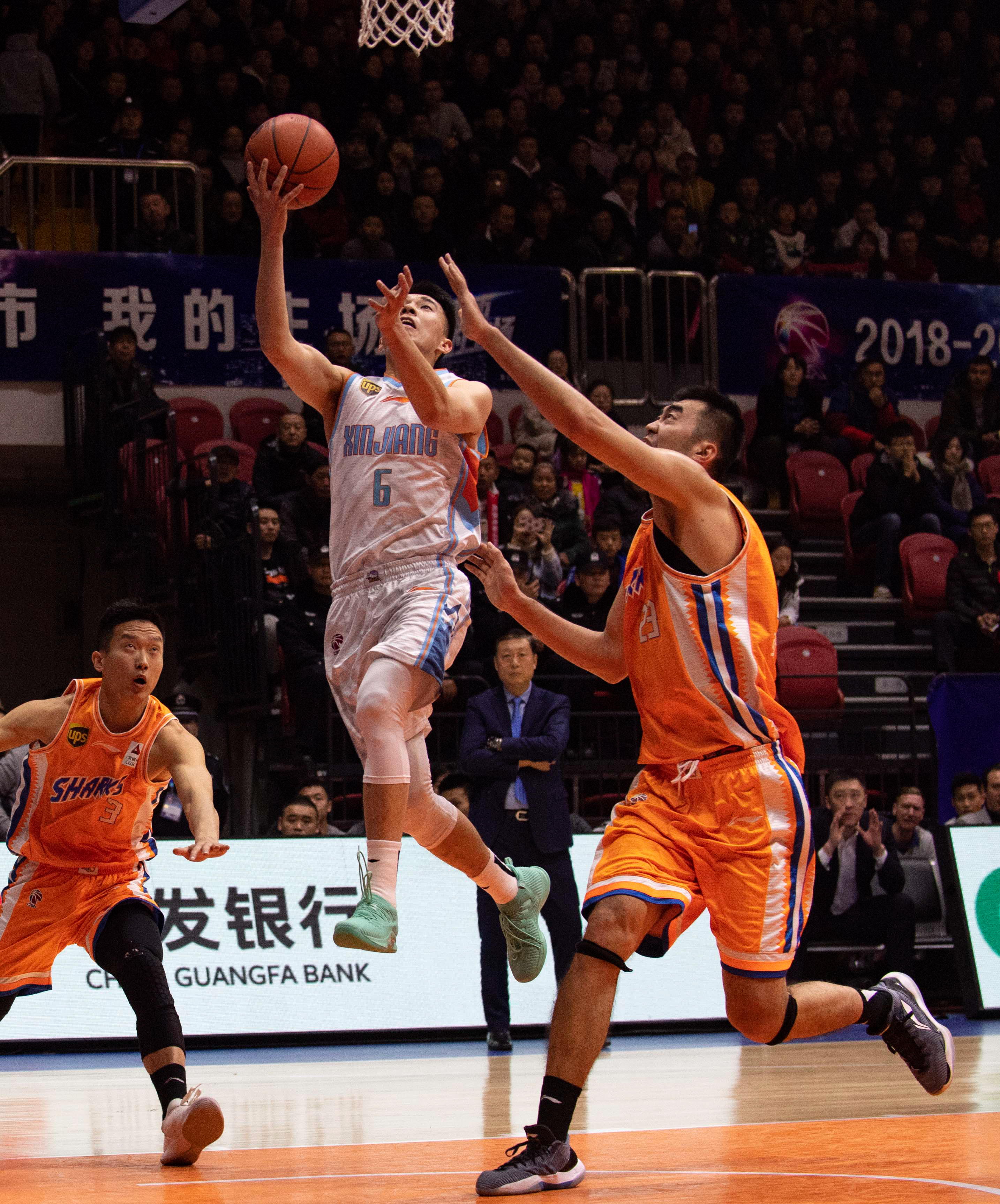 在某赛季初 在某赛季初