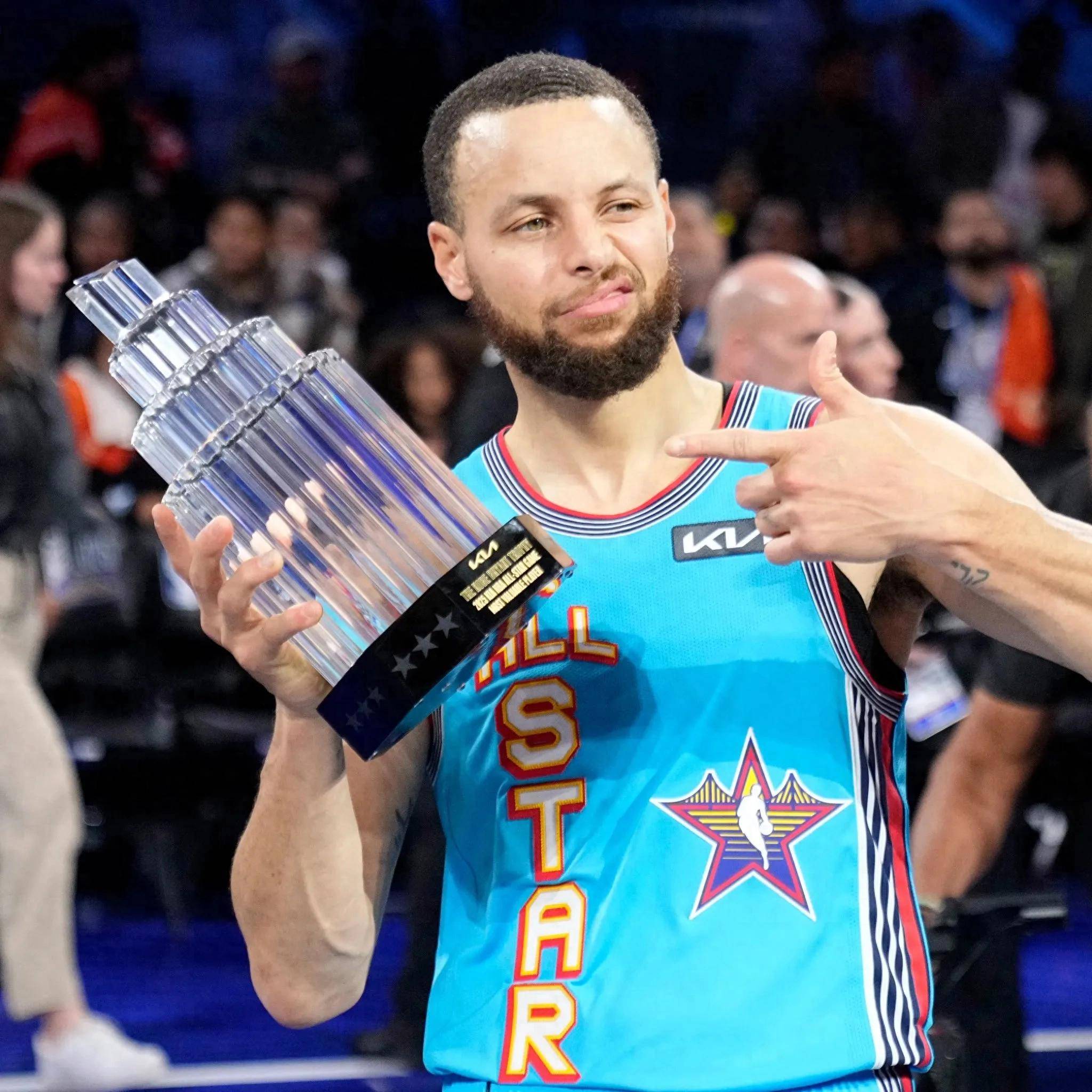 山在同类对 山在同类对