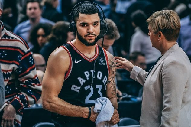 目前一些发 目前一些发