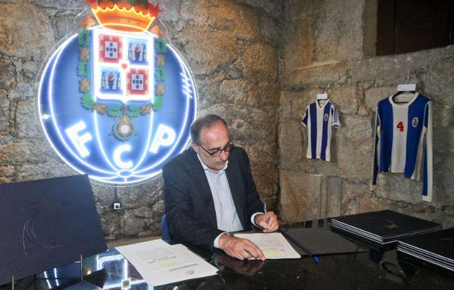 对于球迷而 对于球迷而