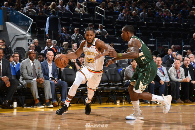 爵士则在挡 爵士则在挡