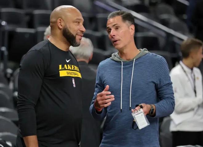 后的轮转衔 后的轮转衔